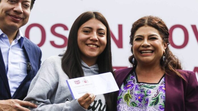 Entregan 20 mil becas de Transporte para Universitarios en CDMX ...