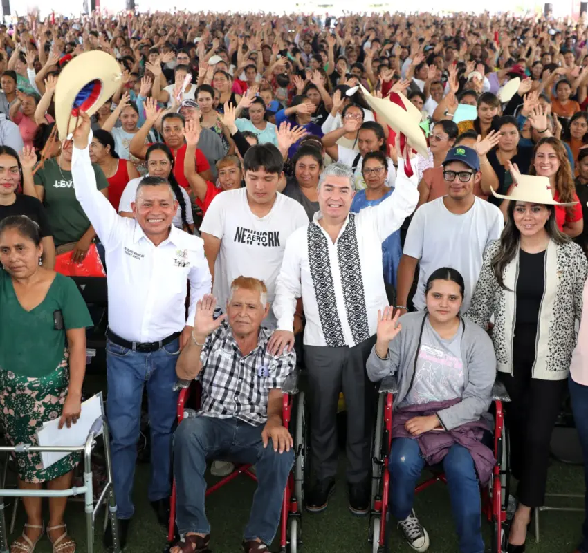 Entregaron 2 mil 500 tarjetas de Mujeres con Bienestar en Tlatlaya