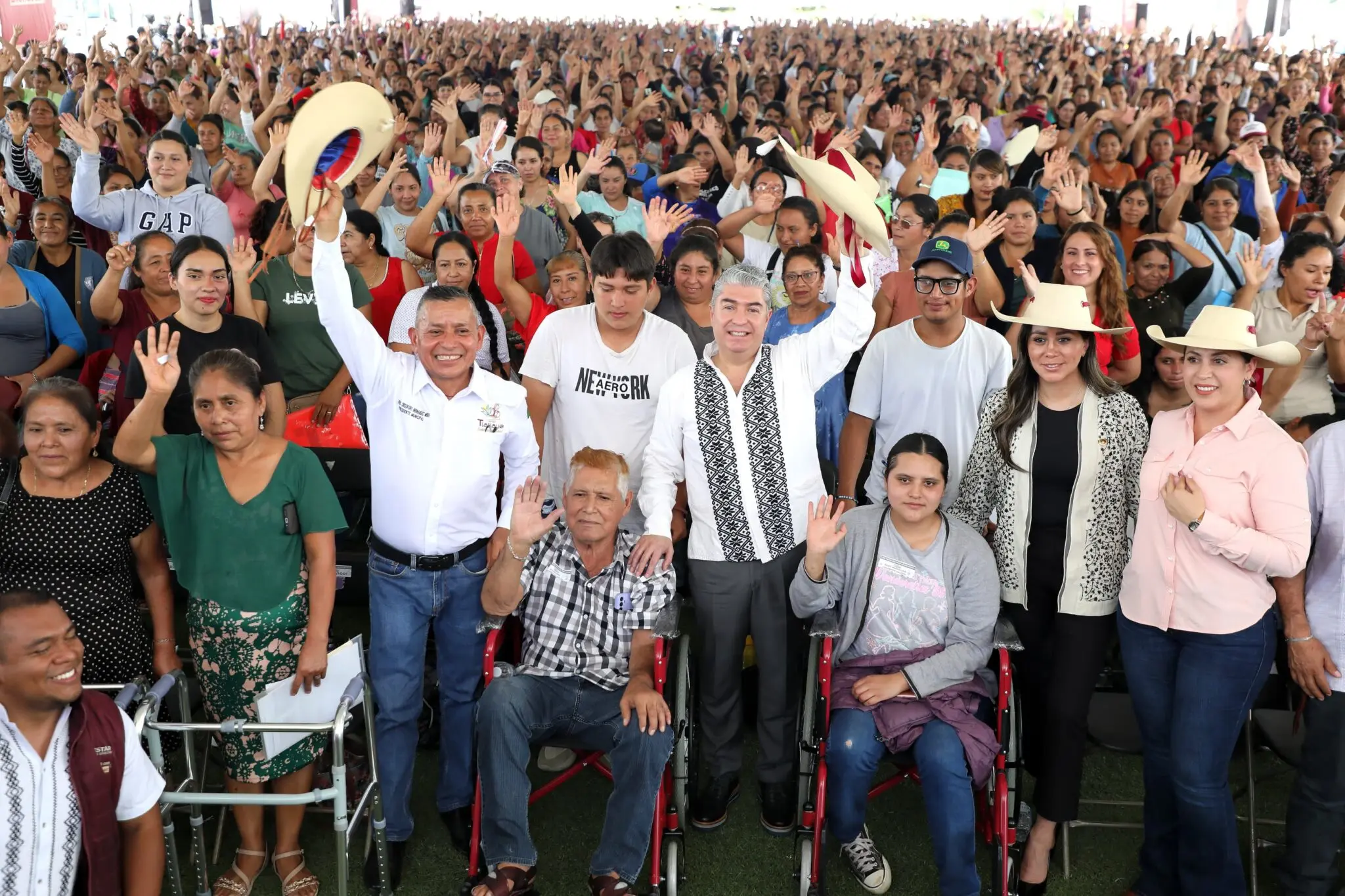Entregaron 2 mil 500 tarjetas de Mujeres con Bienestar en Tlatlaya