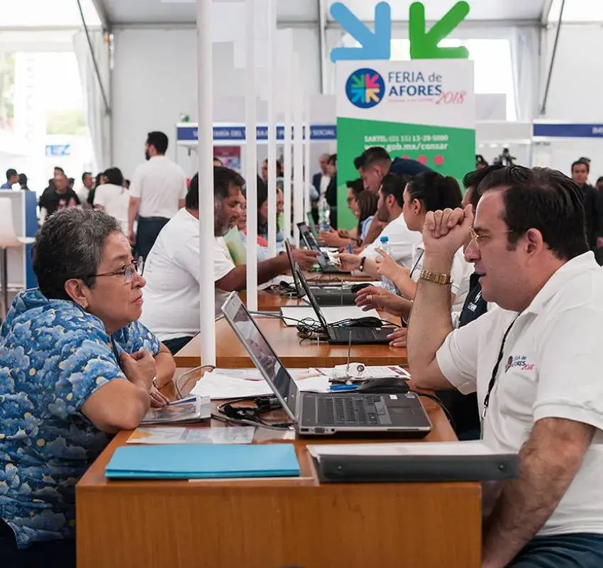 Feria de Afores 2025: trámites gratuitos y asesoría directa en el Zócalo de la CDMX