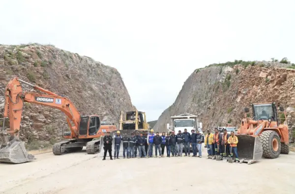 Habilitada Carretera Estatal 100 tramo El  Colorado a Higuerillas