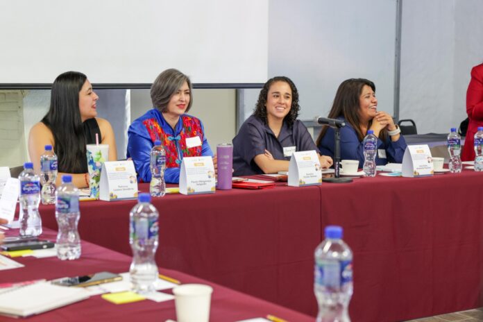 Impartió IEEM taller sobre liderazgo y comunicación - Primero Editores