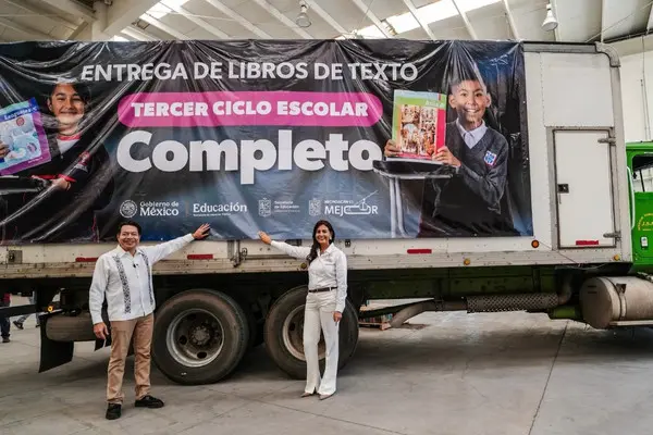 Impulsa secretario de Educación entrega de 140 millones de libros de texto gratuitos