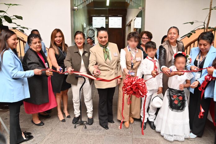 Inauguraron diputadas exposición pictórica de estudiante en ...