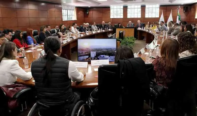 INRLGII y Beneficencia Pública establecen alianza estratégica para mejorar la atención de personas con discapacidad