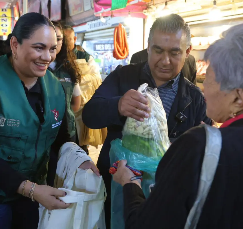 Intercambió GEM bolsas plásticas por tela en Ecatepec