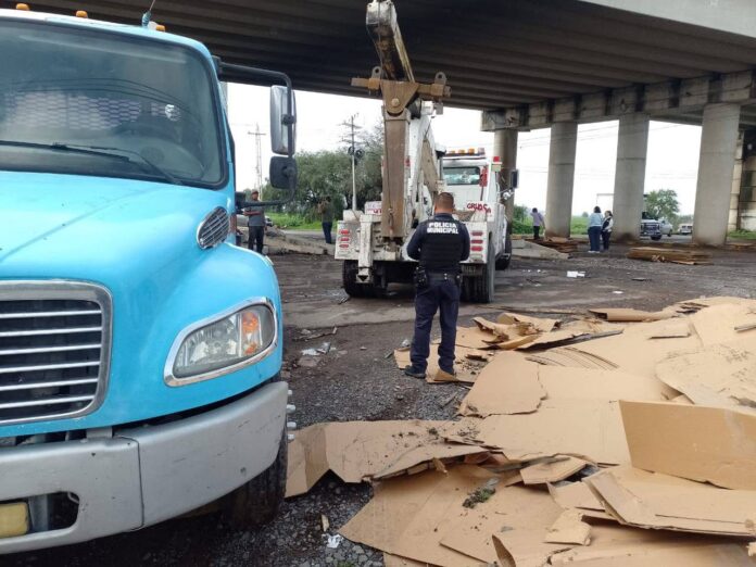 Le quiso ganar el paso al tren - Noticias de Querétaro