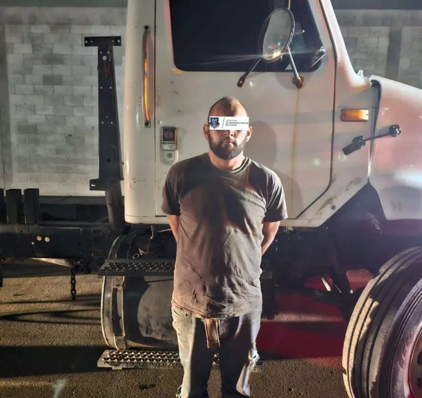 Lo detienen con tráiler robado