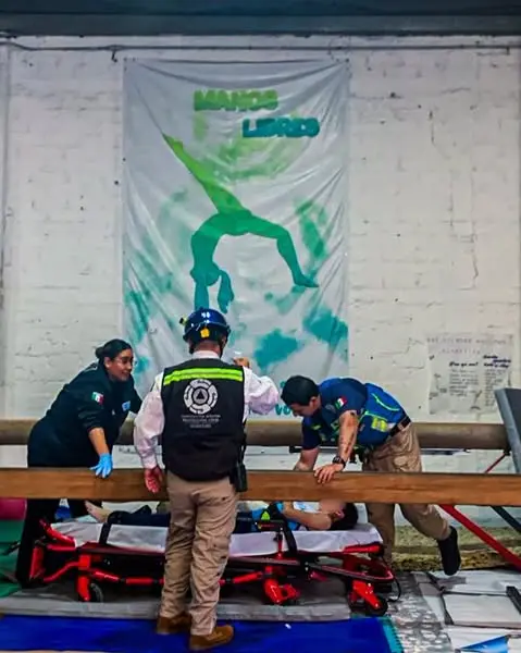 Menor sufre caída al practicar gimnasia en El Carrizal