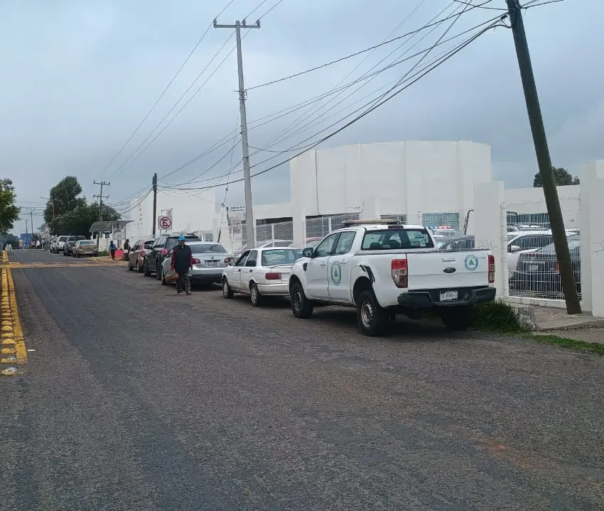 Policía y agresivo sujeto heridos tras explosión en vivienda en Amealco