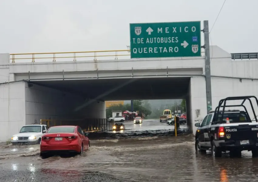 Siguen los aguaceros en San Juan del Río
