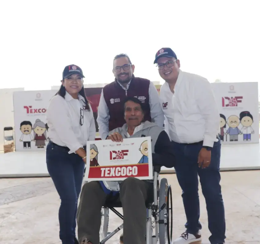 Texcoco sede de entrega de apoyos a adultos mayores de la región