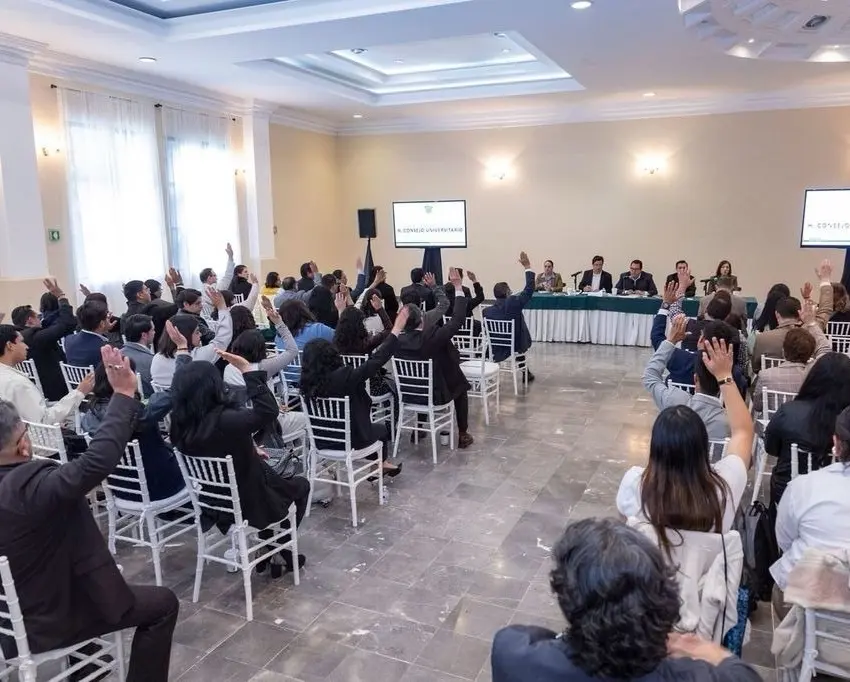 Transmiten por primera vez sesión del Consejo Universitario UAEMéx
