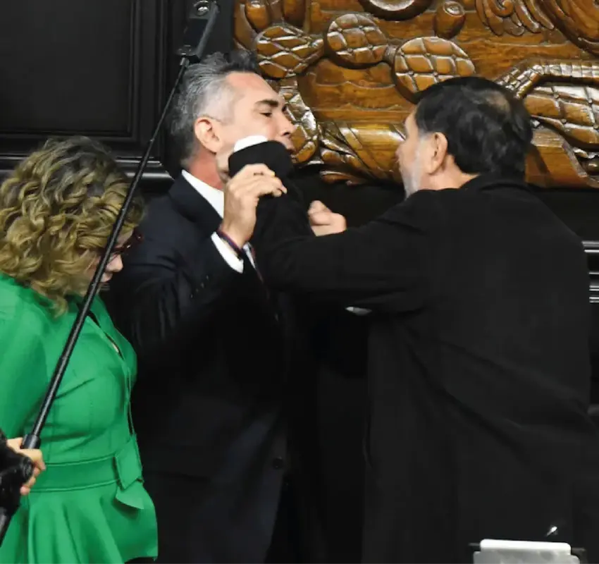 ¡A golpes en el Senado! “Alito” Moreno y Gerardo Fernández Noroña protagonizan enfrentamiento
