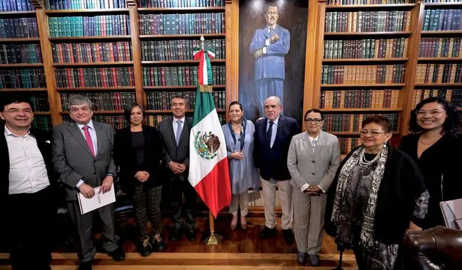 Acuerdan INE y Comisión Presidencial para la Reforma Electoral trabajo conjunto