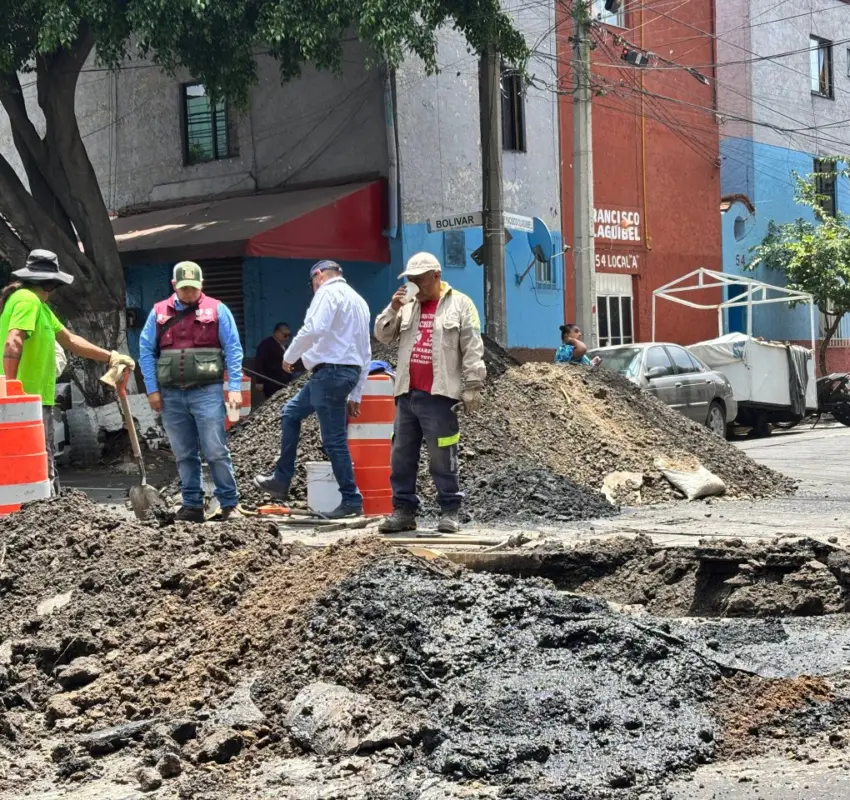 Alcaldía Cuauhtémoc Reconstruye 30 Metros de drenaje en la Obrera