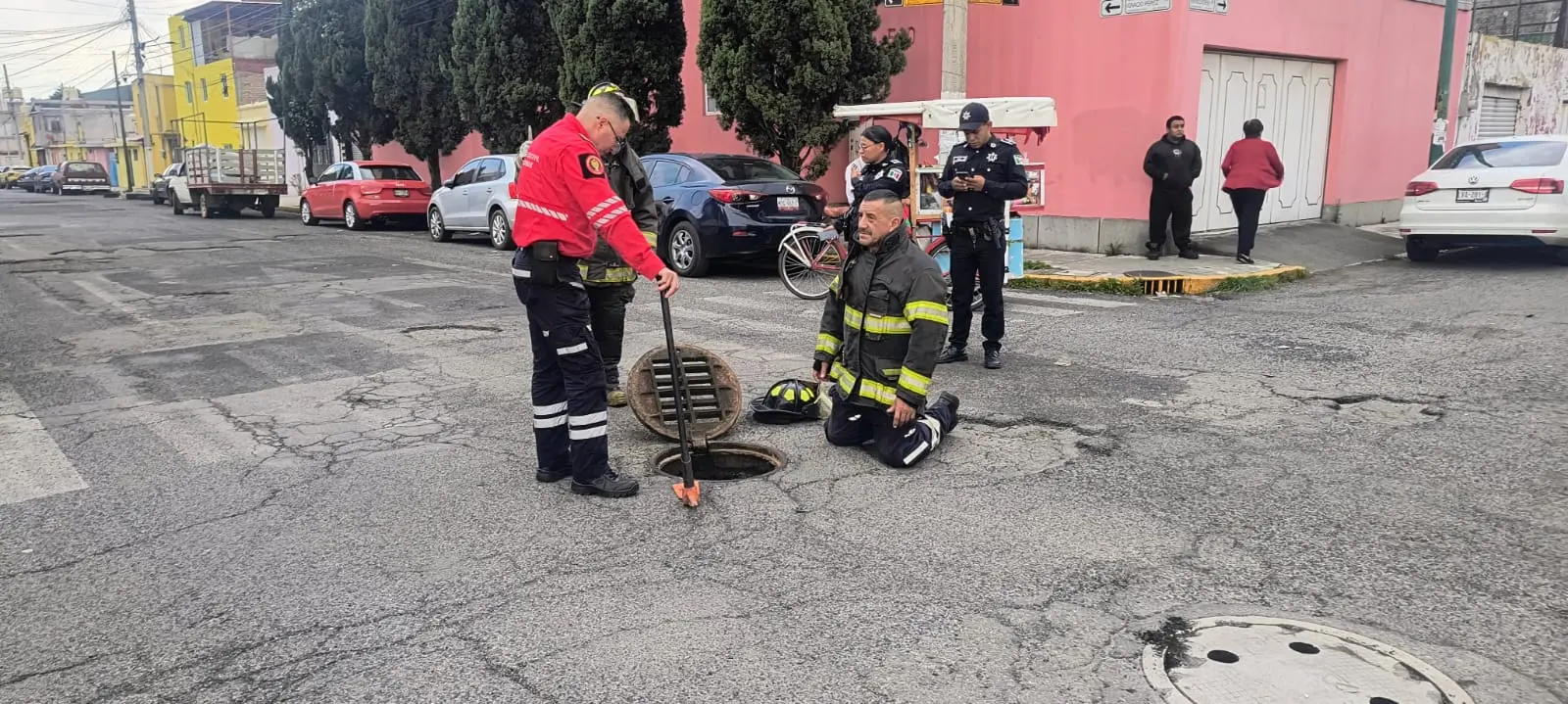 Atiende Protección Civil de Toluca alerta por olor a gas en