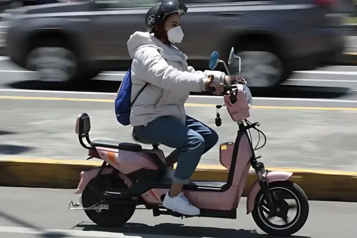 CDMX regulará scooters eléctricos con nuevas reglas - INFOPODER