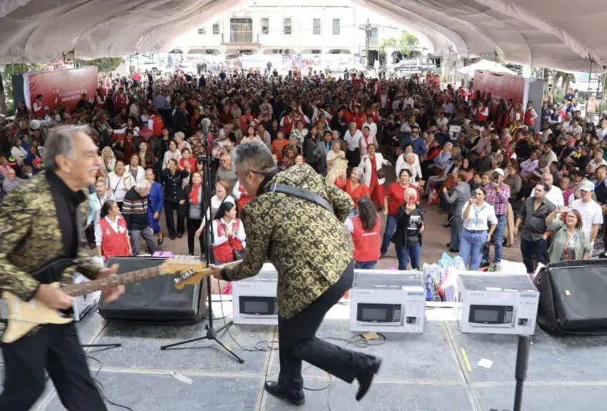 Celebran a adultos mayores de San Mateo Atenco