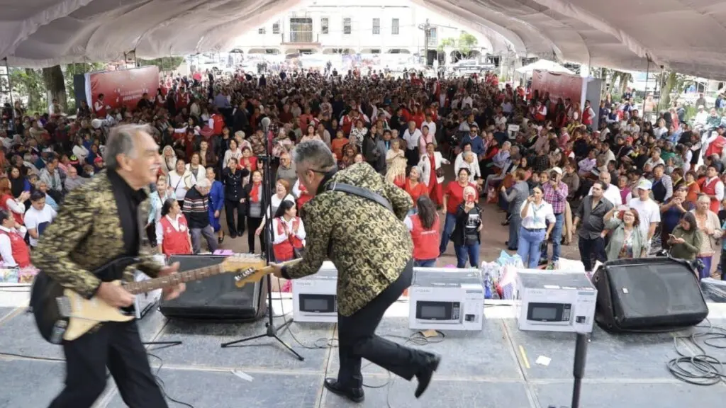 Celebran a adultos mayores de San Mateo Atenco | San Mateo Atenco celebra el Día de las Personas Adultas Mayores