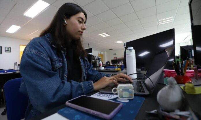 Centro de Desarrollo de Informática UAQ, estrategia formativa para ...