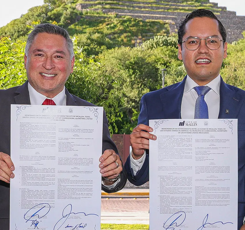 Chepe Guerrero y el alcalde de McAllen firman Memorándum para colaboración