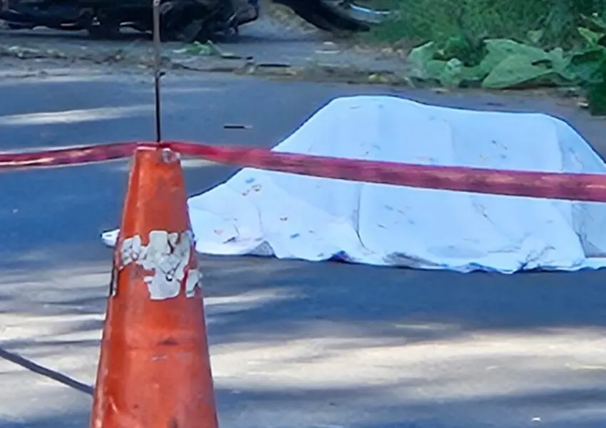 Conductor de motocicleta pierde la vida al caer de su vehículo en SJR