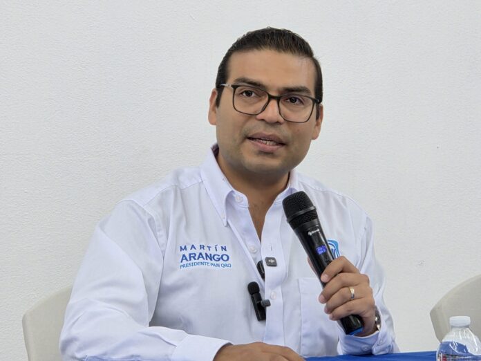 Defiende Martín Arango pintas de bardas de aspirantes - Noticias ...