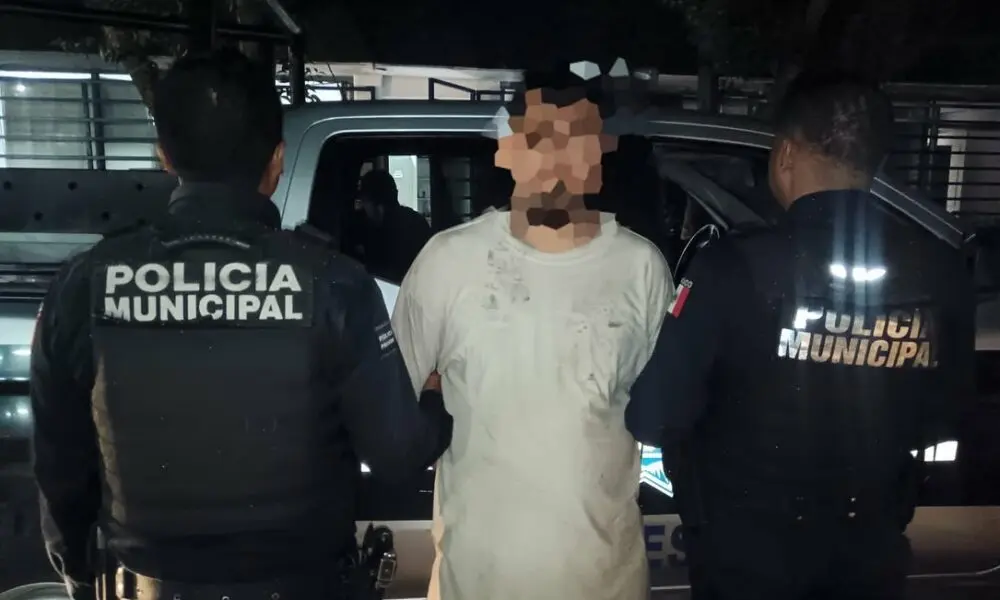 Dispara con arma de fuego hechiza contra policías de Pedro