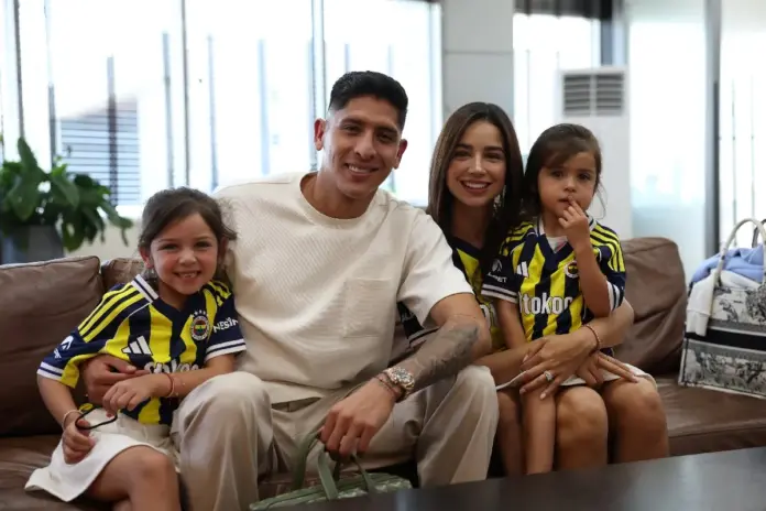Edson Álvarez llega al Fenerbahce para buscar protagonismo y ...
