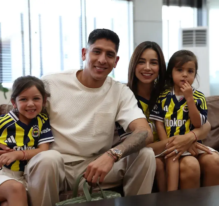 Edson Álvarez llega al Fenerbahce para buscar protagonismo y Champions