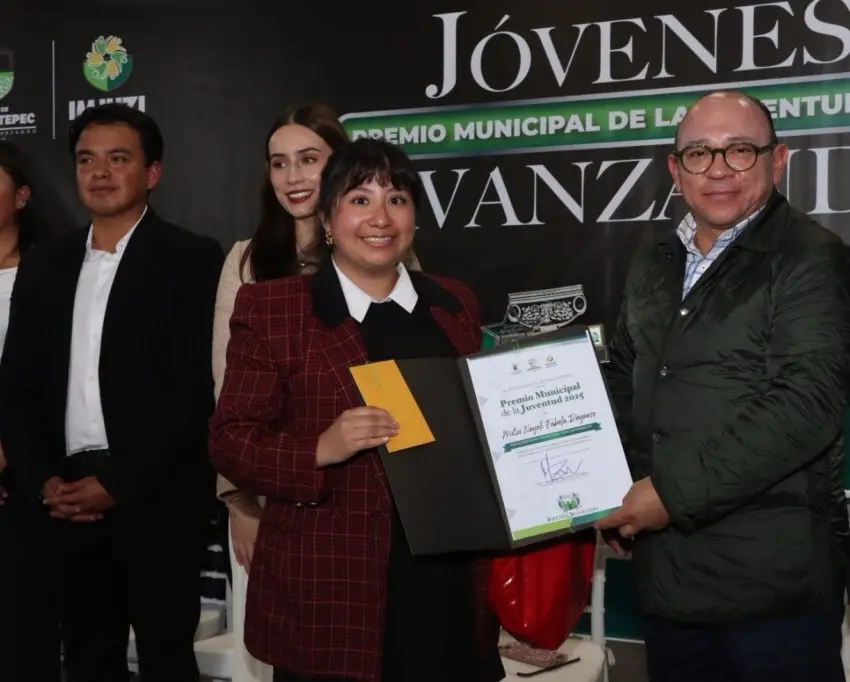 Entregó Zinacantepec premio municipal “Jóvenes Avanzando 2025”