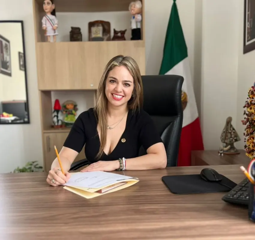 Fueron madres 28 mil adolescentes mexiquenses en 2023: Jennifer González