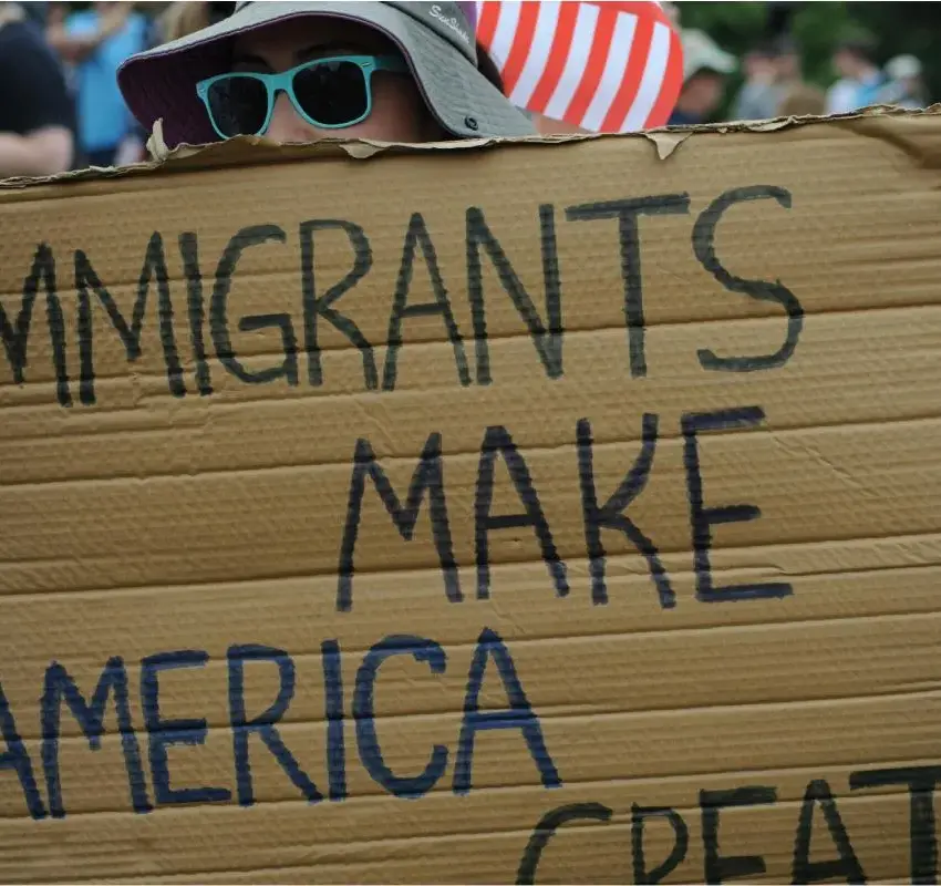 Histórica caída de 1.5 millones de migrantes en EE. UU.