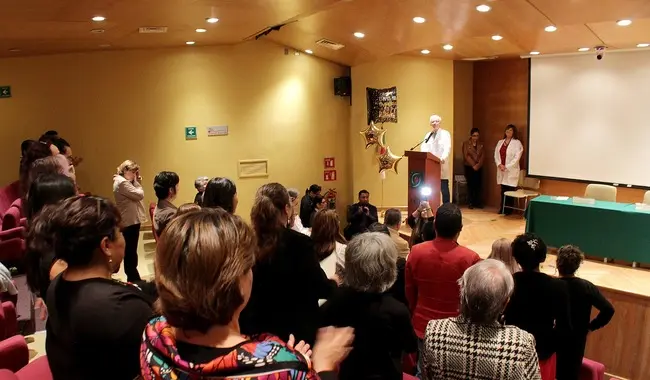 Instituto Nacional de Rehabilitación consolida el programa de profesionalización del cuidado en casa