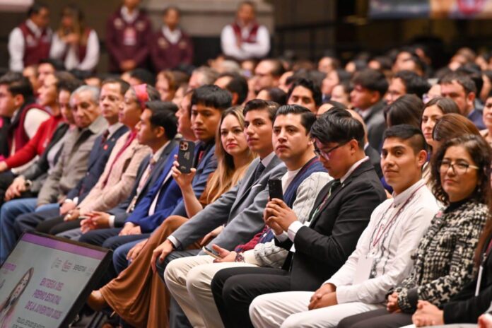Legisladores participaron en el Premio Estatal de la Juventud 2025 ...