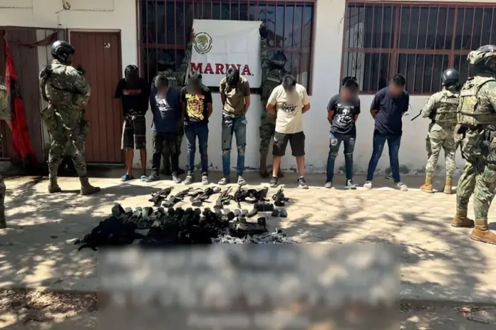 Marina detiene a 7 generadores de violencia en Coyuca, Guerrero ...