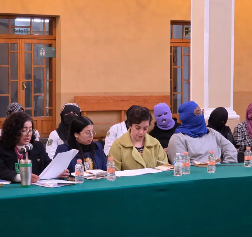 Presentó rectora Patricia Zarza recalendarización para espacios en paro
