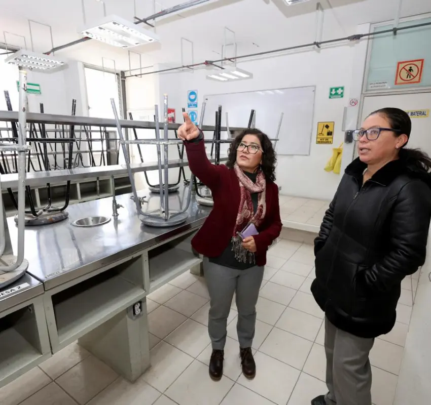 Recorrió rectora Patricia Zarza la Facultad de Ciencias Agrícolas