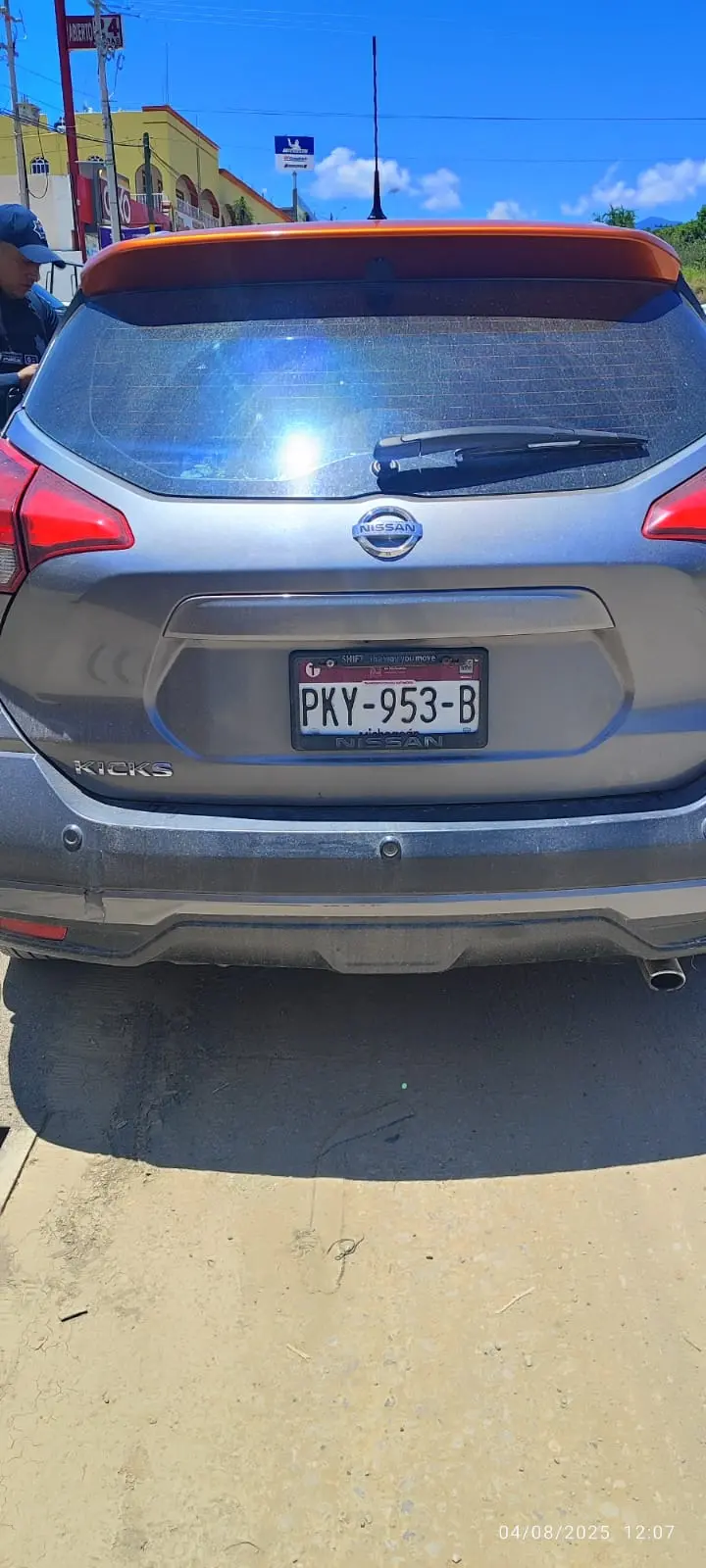 Recuperan en Jalpan camioneta con reporte de robo vigente
