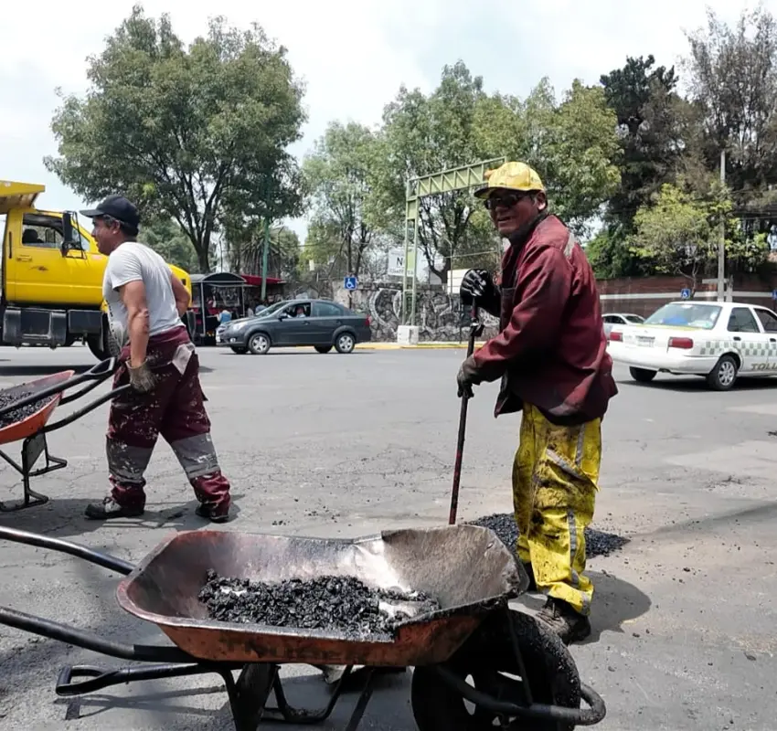 Reforzaron bacheo en delegaciones de Toluca