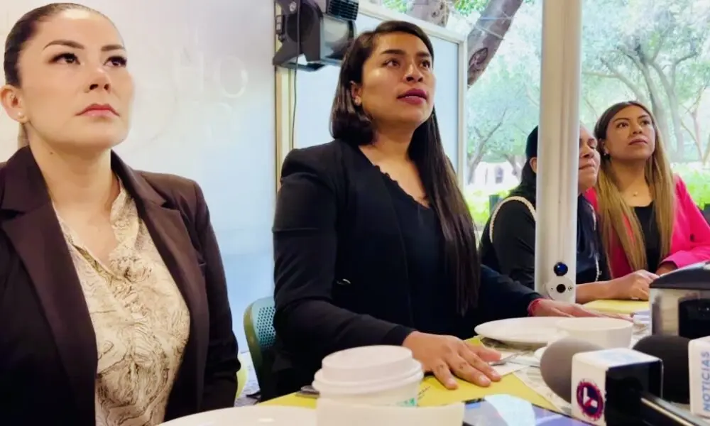 Regidora de Morena presenta denuncia contra administración de Cadereyta | Regidora de Morena presenta denuncia contra administración de