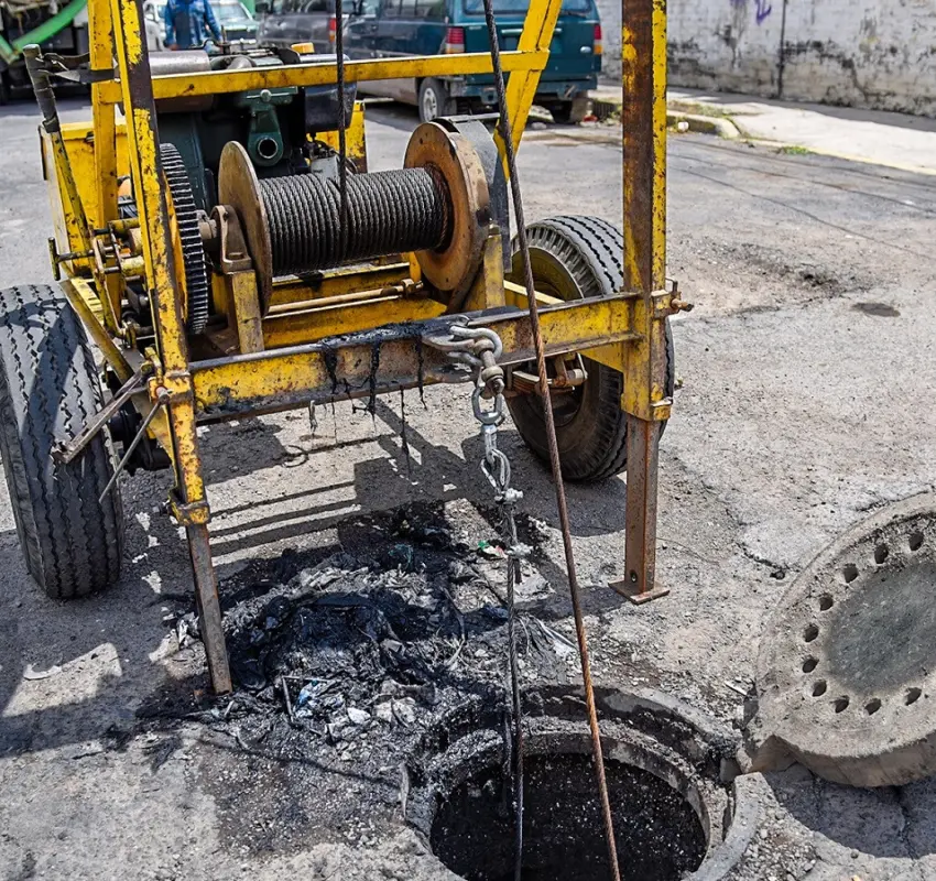 Retiraron obstrucción en drenaje de Nezahualcóyotl