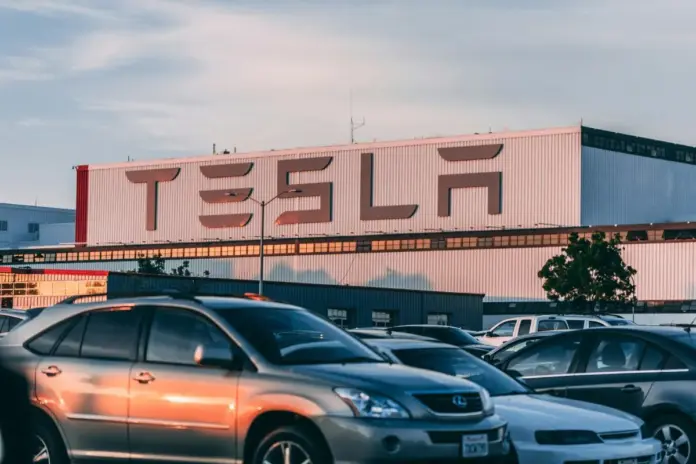 Tesla pagará 242 mdd por accidente mortal con Autopilot - INFOPODER