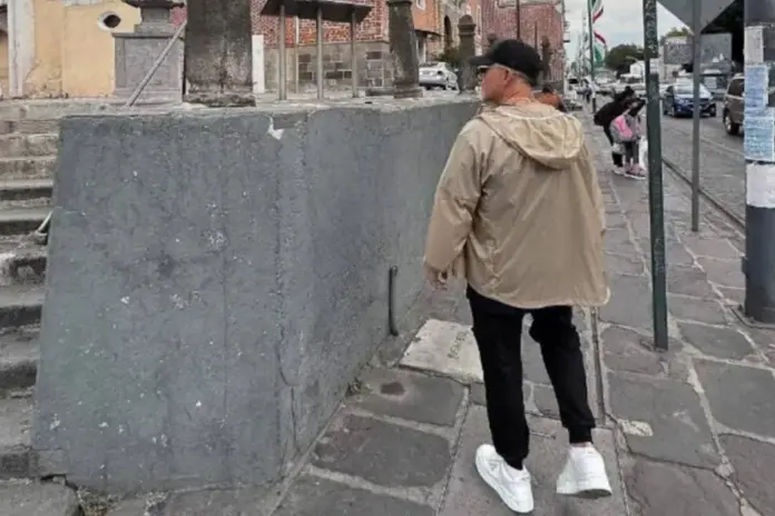 Alejandro Sanz camina por Puebla como un visitante más sin ser ...