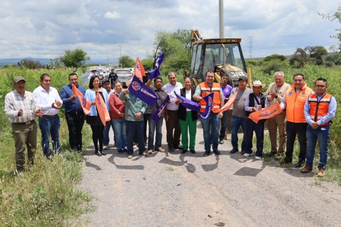 Inicia construcción del panteón en Ajuchitlán tras 18 años de espera