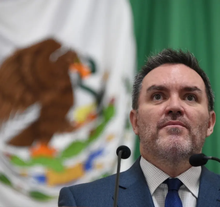 Döring denuncia a cercanos a López Beltrán ante la FGR por delincuencia organizada