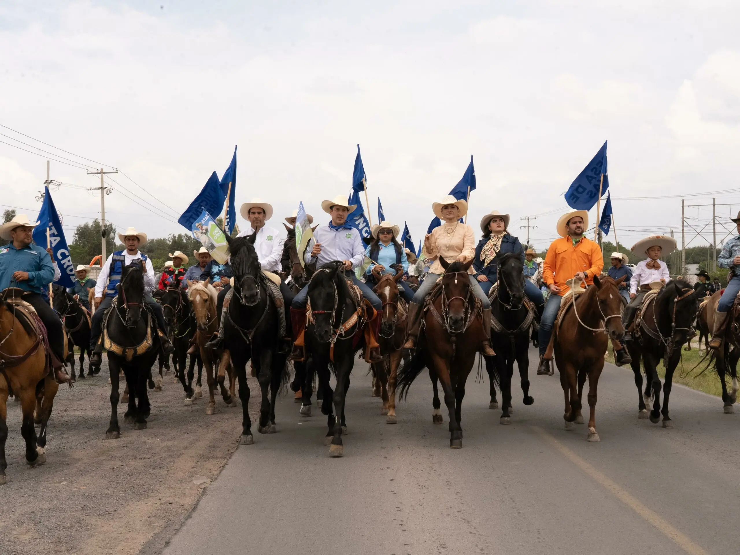 Encabeza Monsalvo la tradicional cabalgata de la Expo Campo 2025 | Encabeza Monsalvo la tradicional cabalgata de la Expo Campo 2025