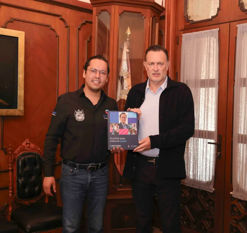 Entrega Chepe Guerrero su 1er informe a Mauricio Kuri