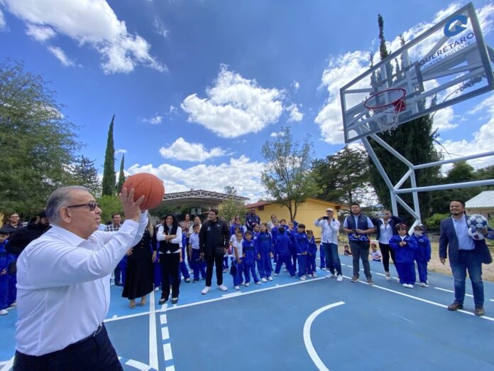 Entrega IFEQ obra educativa en San Juan del Río - Amanecer Querétaro
